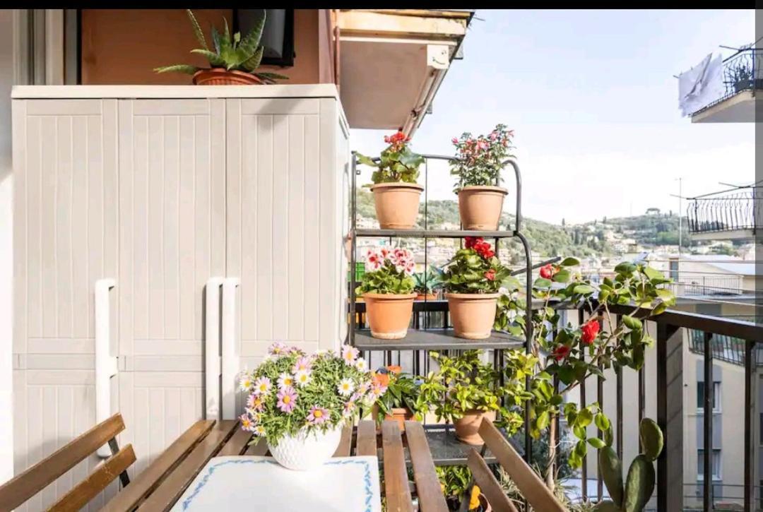 Camera Privata Nell'Appartamento In Zona Residenziale Con 2 Piscine Rapallo Exterior foto